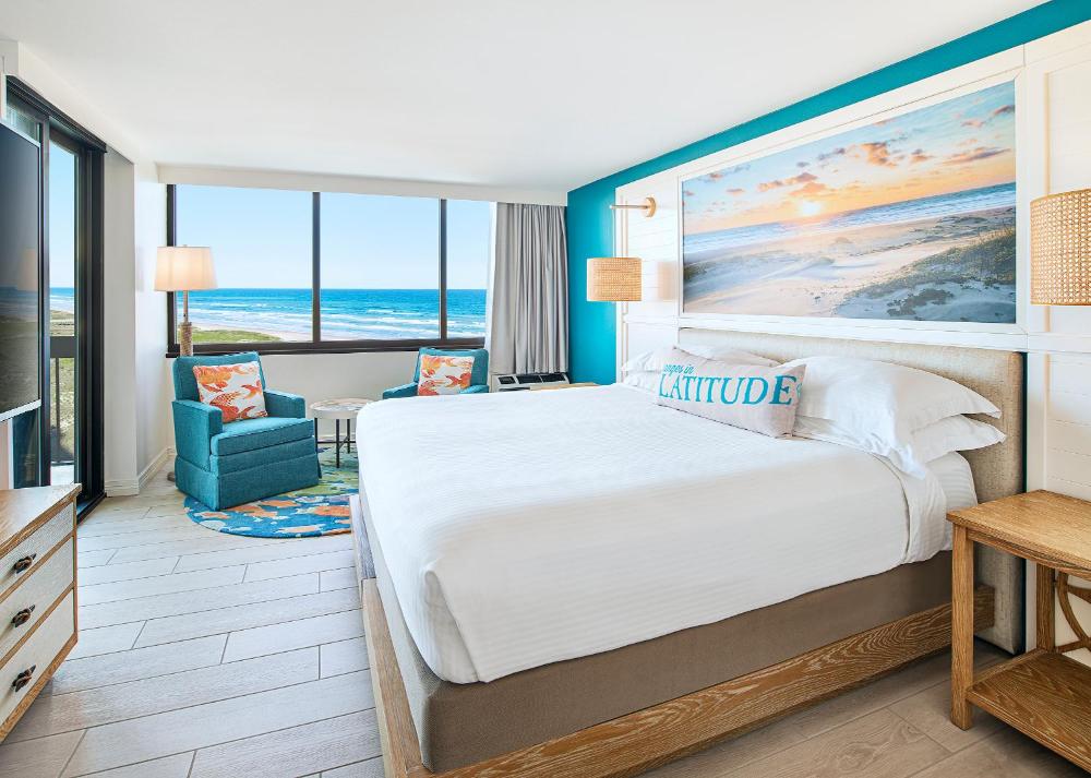 Two Bedroom Condo (King and Two Queens) with Ocean View interior